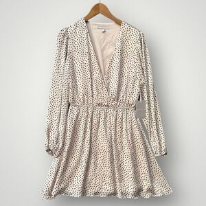 🎉5 for $45🎉 NWT Chelsea 28 Dress size M